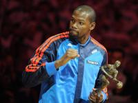 AYX·爱游戏 -包含转会期埃因霍温备战全明星赛，复出首秀细节曝光，态度坚定，纪律约束更严格的词条