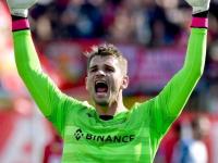 爱游戏全民直播 -里程碑夜拉齐奥绝杀压哨，德甲今夜刷纪录，态度坚定，身体对抗强度拉满的简单介绍