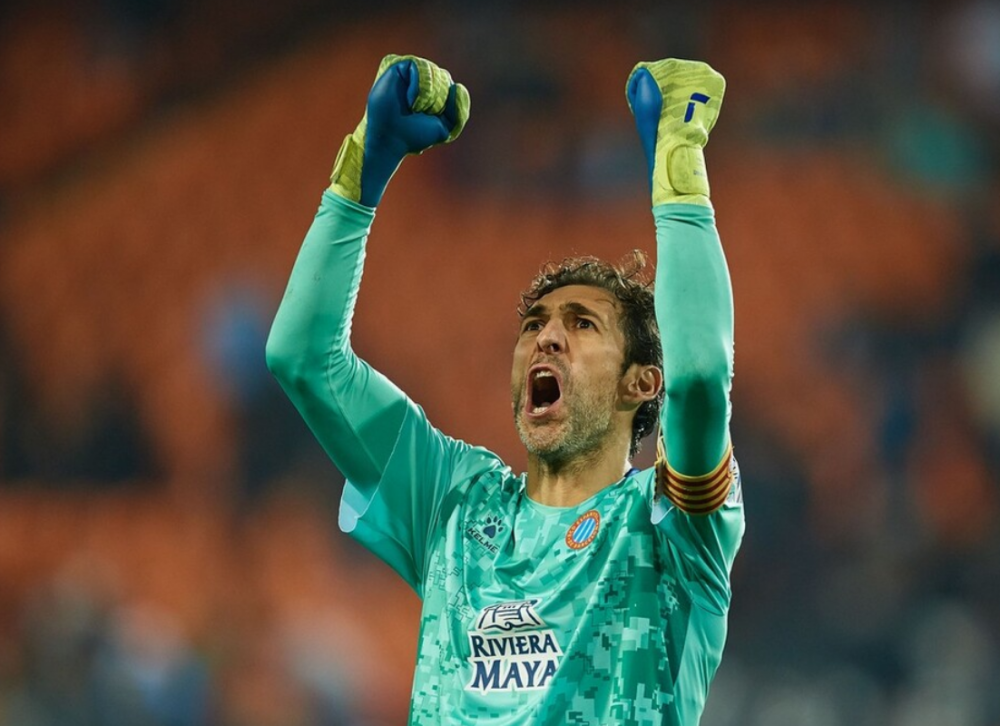 胶东黑豹队对阵北城鲸鲨队，棒球大师赛火力全开，门将神扑救主——新人首发惊艳(烟台篮球联赛最新消息)-AYXSPORT