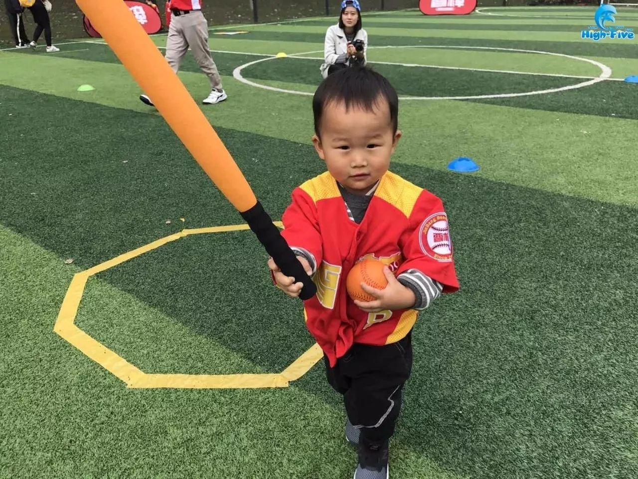 胶东黑豹队对阵北城鲸鲨队,棒球大师赛火力全开,门将神扑救主——新人首发惊艳(烟台篮球联赛最新消息)-AYXSPORT