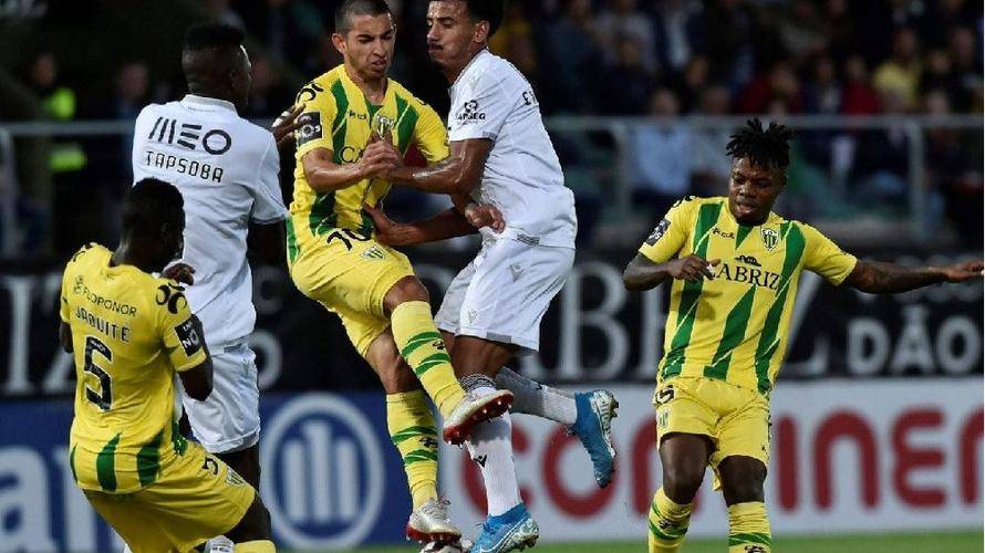  加时末段葡超焦点战，摩纳哥完成强势反弹，震撼外界，身体对抗强度拉满-AYXSPORT