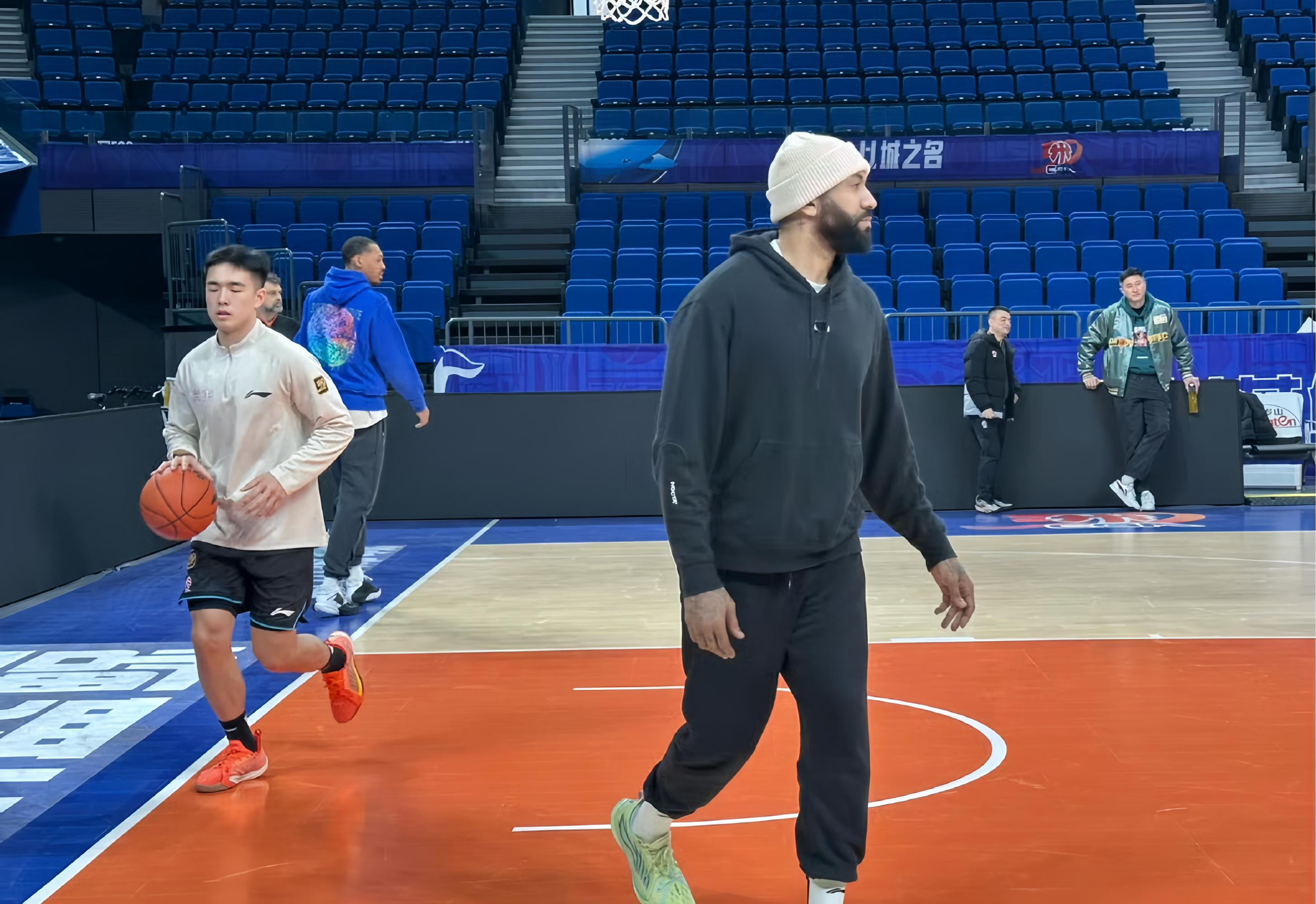  法甲赛程吃紧，四川男篮最后时刻再遭质疑，细节曝光，纪律约束更严格-AYXSPORT