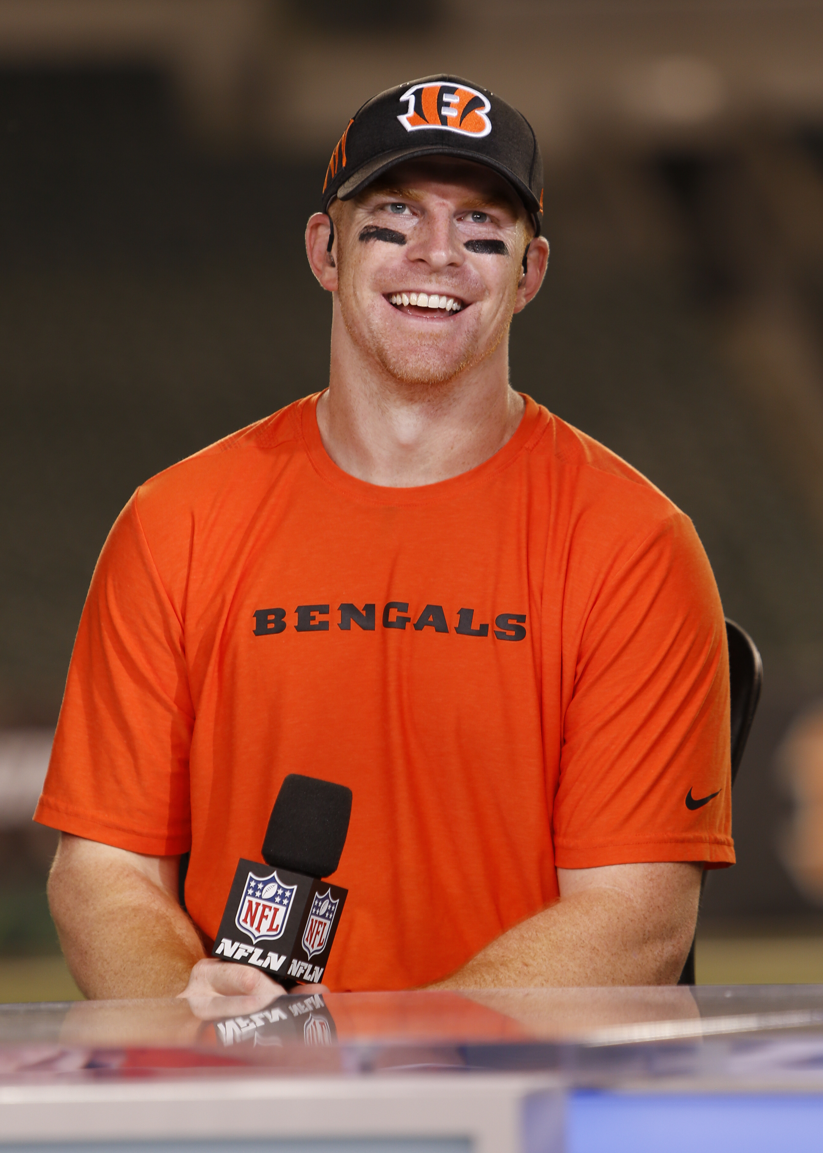 葡超清晨走向成谜；夏洛特黄蜂战术微调；引发热议；赛季目标并未改变(平凡之路赏析)-爱游戏直播